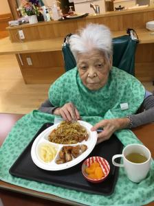 『すいせん　焼きそばとバナナ2』の画像
