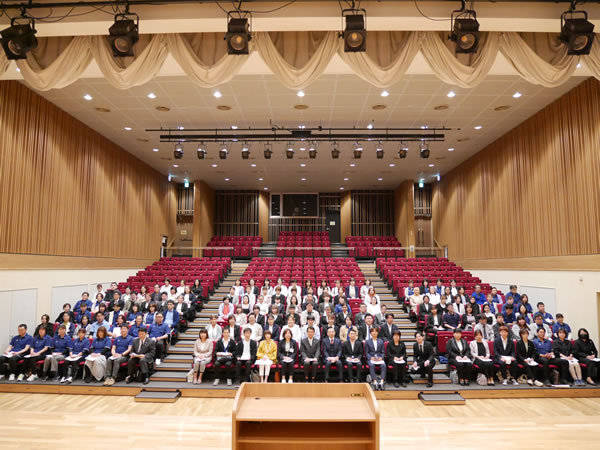 事業計画発表会の写真